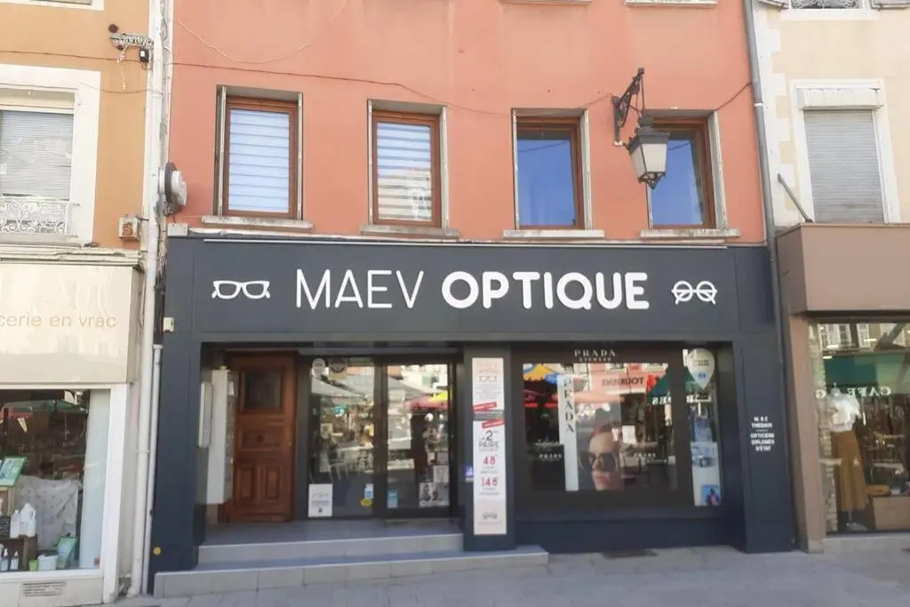 Cœur de Ville Au 1er 66m2, Vu Sur la Place