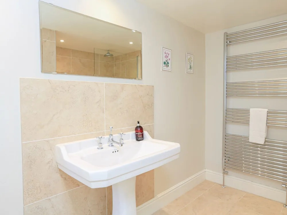 1 Holmleigh