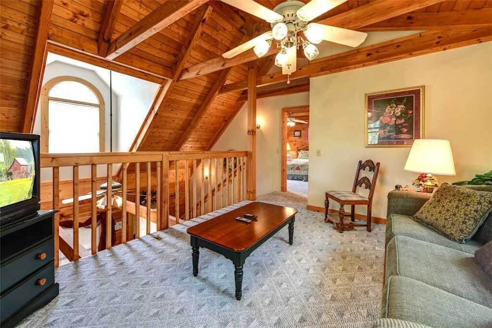 Cherished Memories, 2 Bedrooms, Jetted Tub, Near Golf Course, Sleeps 6