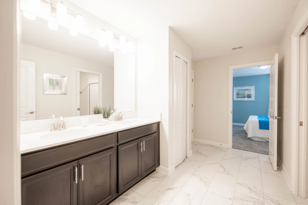 Spacious 8 Bedroom Vacation Home with Private Pool & Game Room