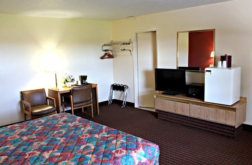 Budget Inn - Farmington
