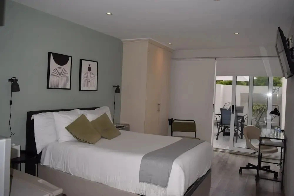 MIIRO Hotel