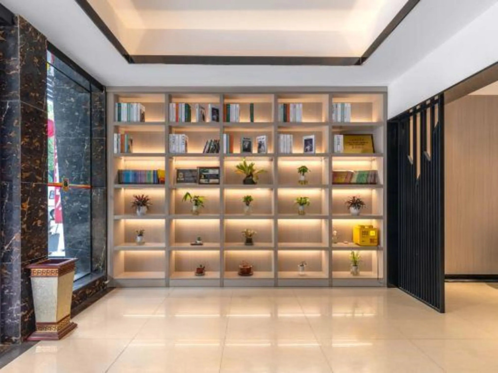 Super 8 Hotel (Shanghai Jinshan City Beach)