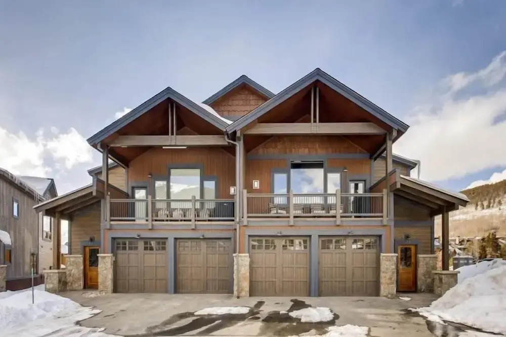 Spacious 4 Bedroom Townhome in River Run Village Within Walking Distance to Gondola and Restaurants
