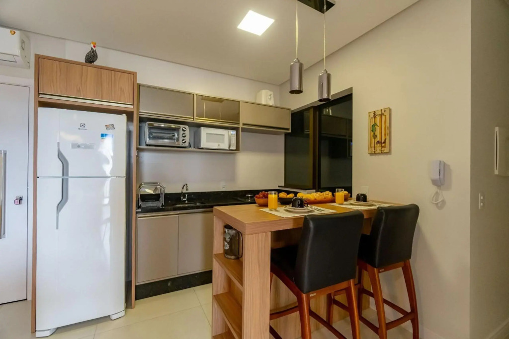 Excelente Localização - 2 dorms 5 pessoas - No Centro de Bombinhas, Próximo do Mar