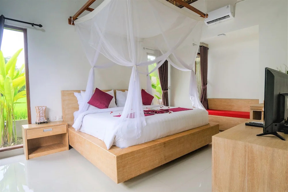 Three Gold Luxury Private Villas