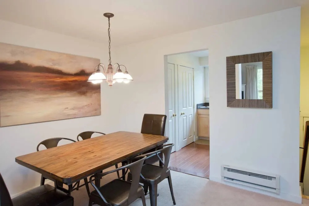 2BR Topnotch Condo