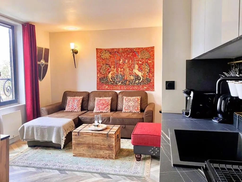 2 Appt MédiéLounge ou MédiéOld, Parking Vue magnifique par Beds76