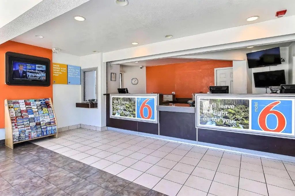 Motel 6 Oakland Airport