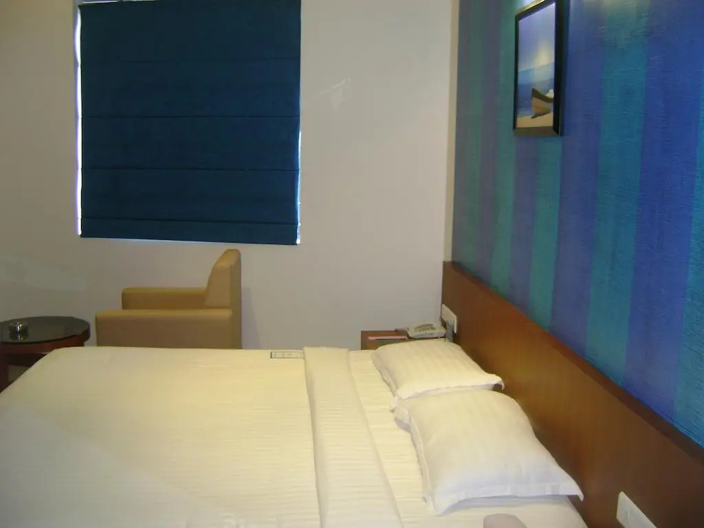 Max residency