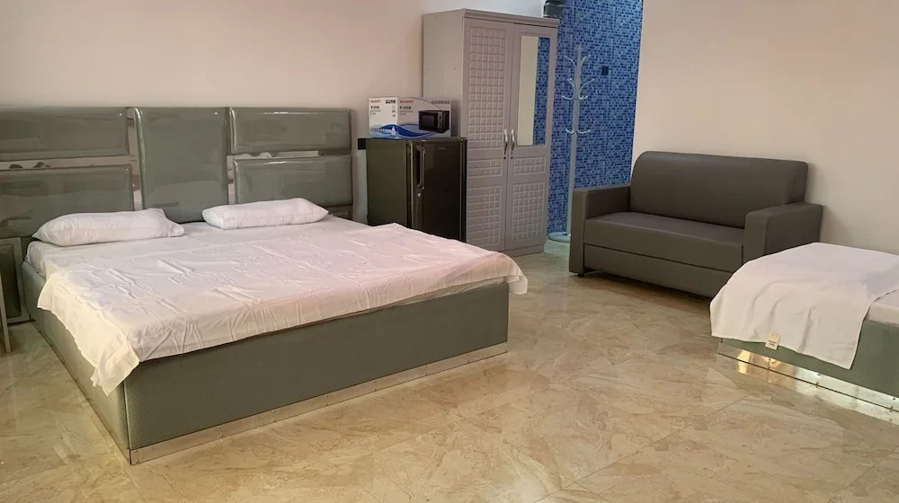 Super OYO 150 Reef Al Khaleej Resort