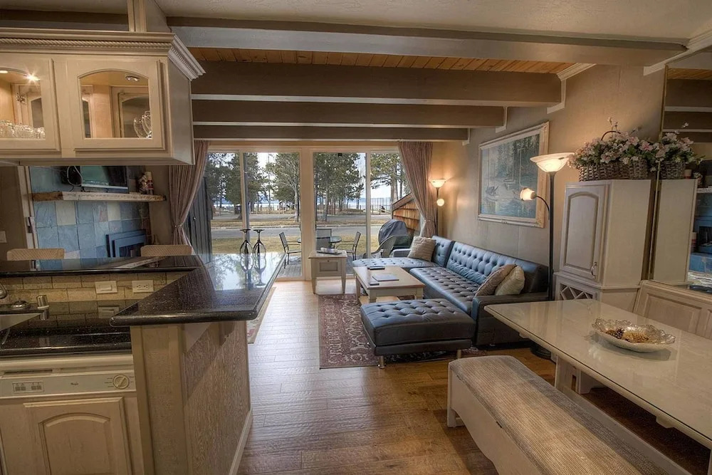 Waterfront Chalet