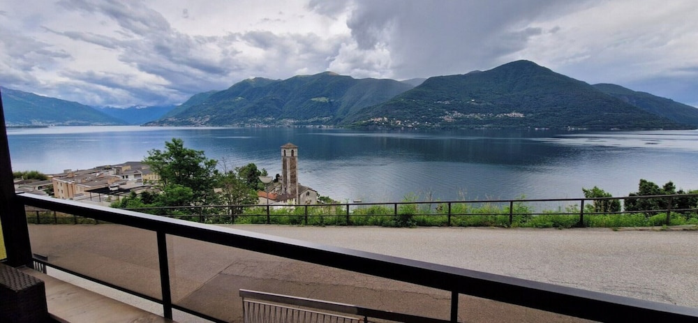 Brissago Lakewiew by Mainka Properties
