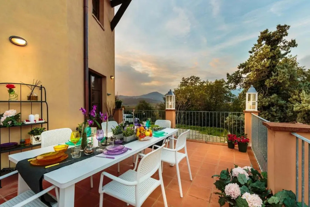 Kinzia Farmhouse Apartment