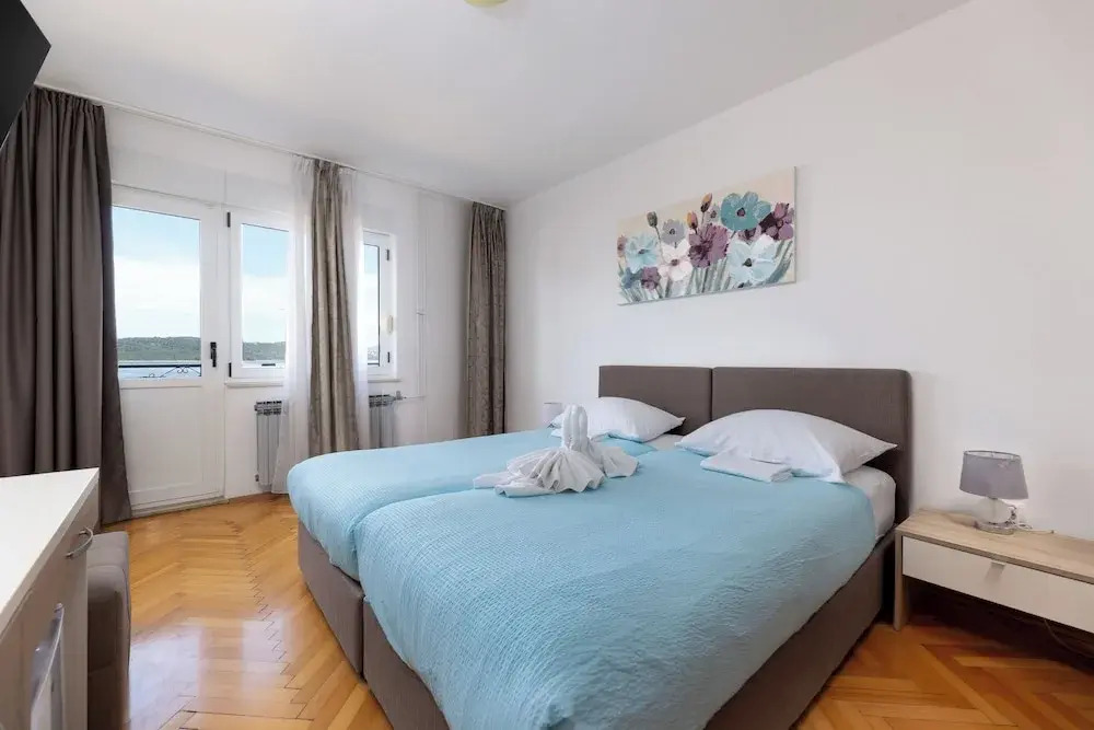 Apartments Ocrux