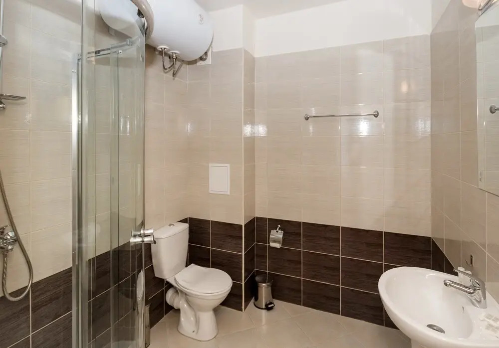 Sunny Beach Retreat - 2-bedroom Apartment