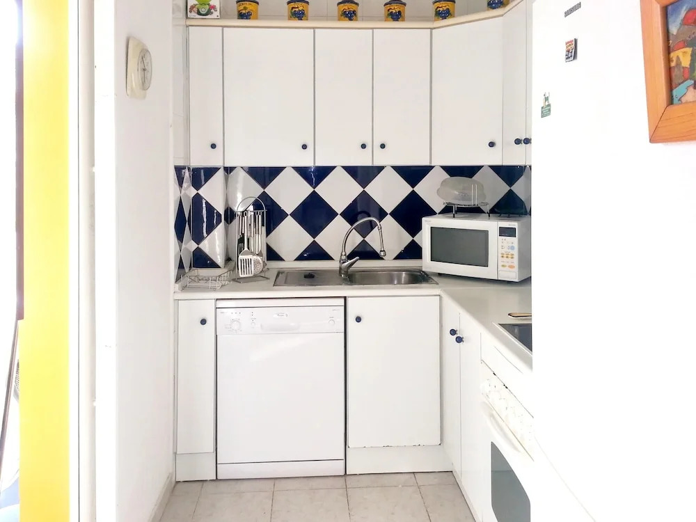 House With 2 Bedrooms in Torrevieja, With Pool Access, Furnished Garde