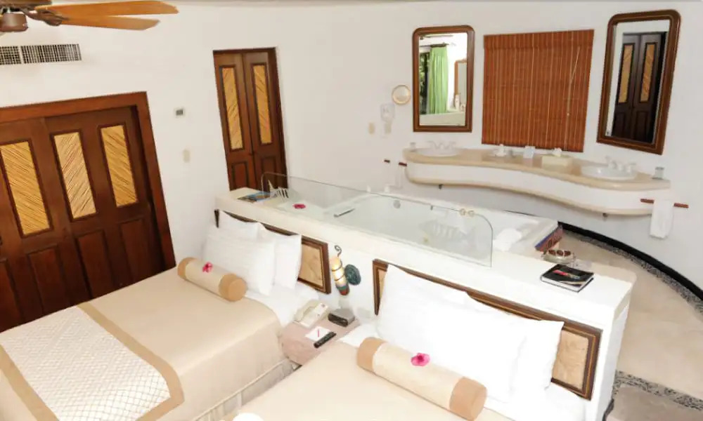Tropical Location Riviera Maya