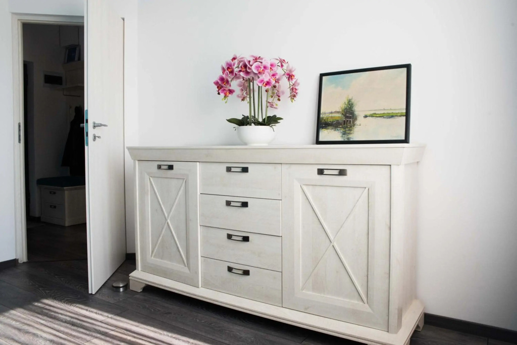 Olivia Home