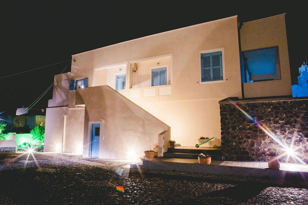 Flora's House