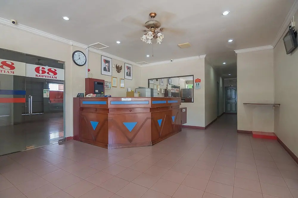 RedDoorz near Nagoya Citywalk Batam 2