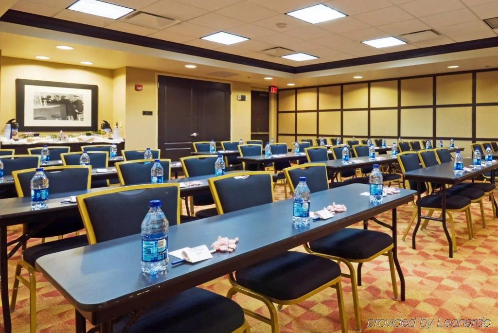 Holiday Inn Express & Suites Columbia-Fort Jackson by IHG