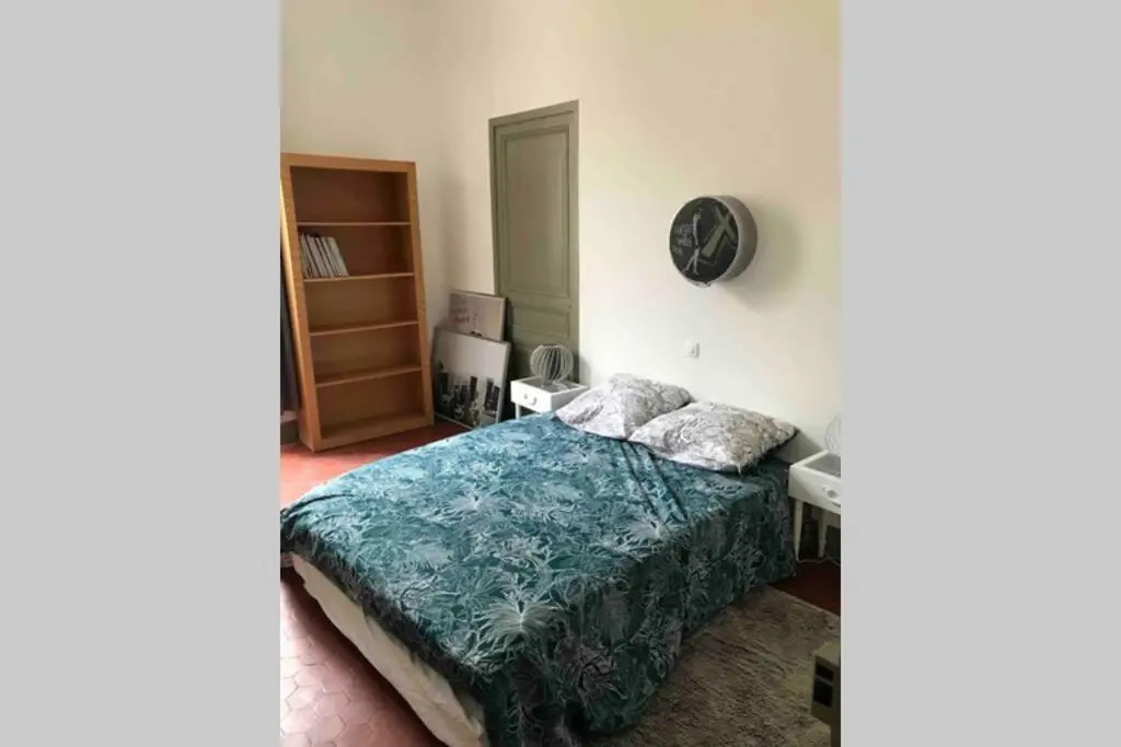 Avignon centre ville appartement T3 meublé 2 chambres
