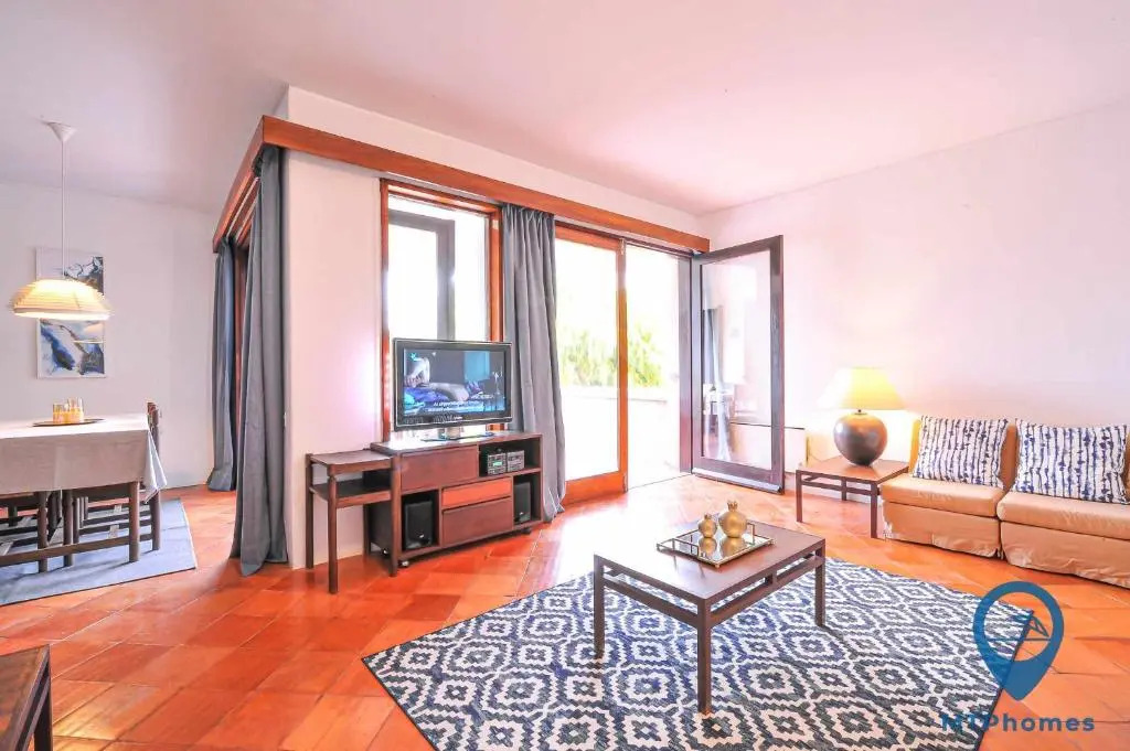 Balaia Beach T2 com piscina