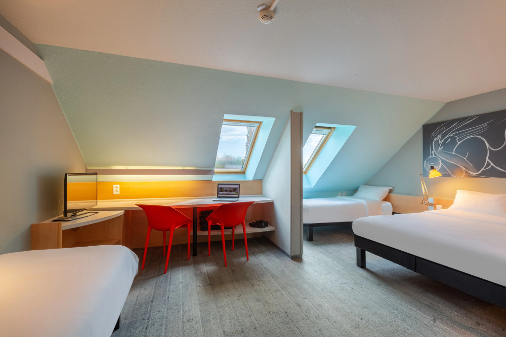 B&B HOTEL Chartres Centre Cathédrale 3 étoiles