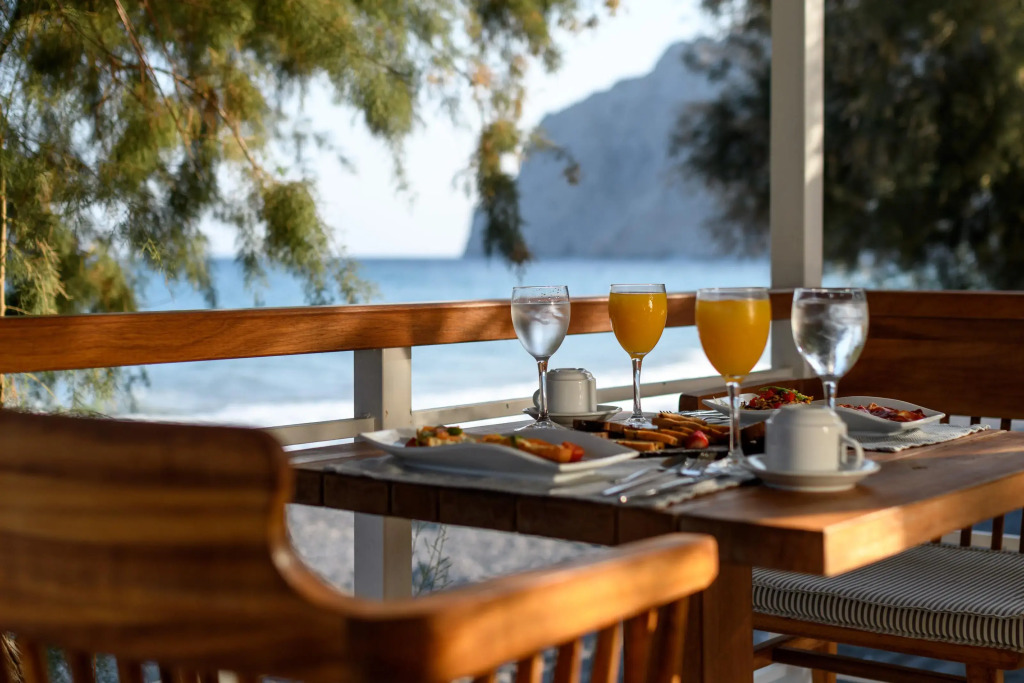 Alesahne Beach Hotel