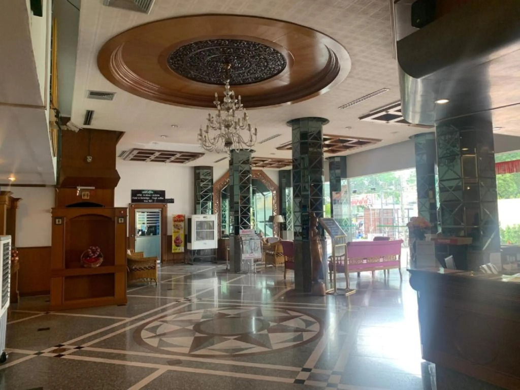 โรงแรมโกลเด้นแกรนด์ พิษณุโลก