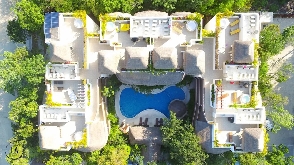 El Cielo 1BRM Penthouse private roof