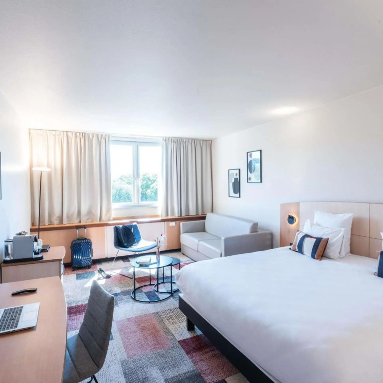 Mercure Besancon Parc Micaud - Hotel & Bar