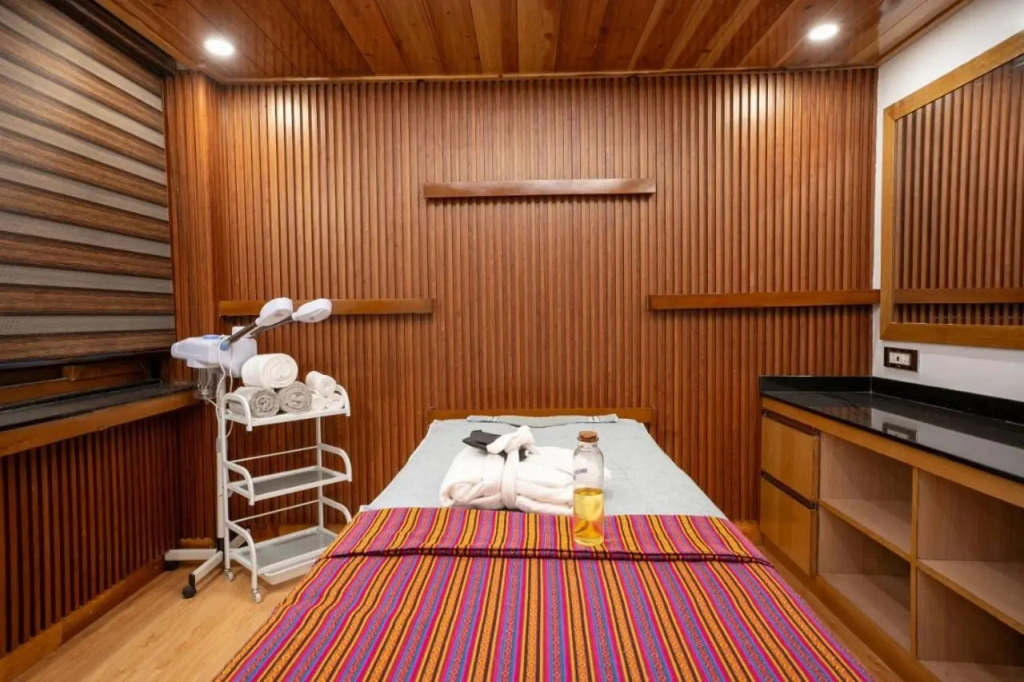 Summit Grand Resort & Spa , Gangtok
