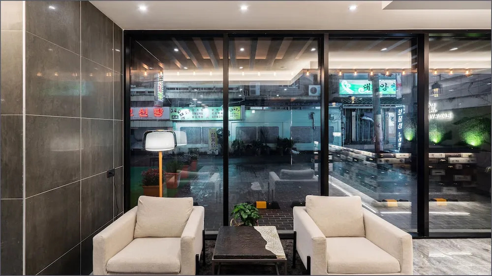 LALA VIANCO BUSINESS Hotel