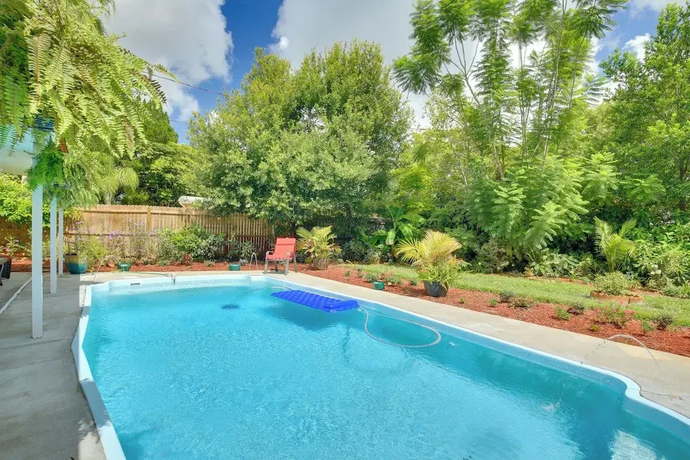 St Petersburg Home w/ Tropical Yard & Pool!
