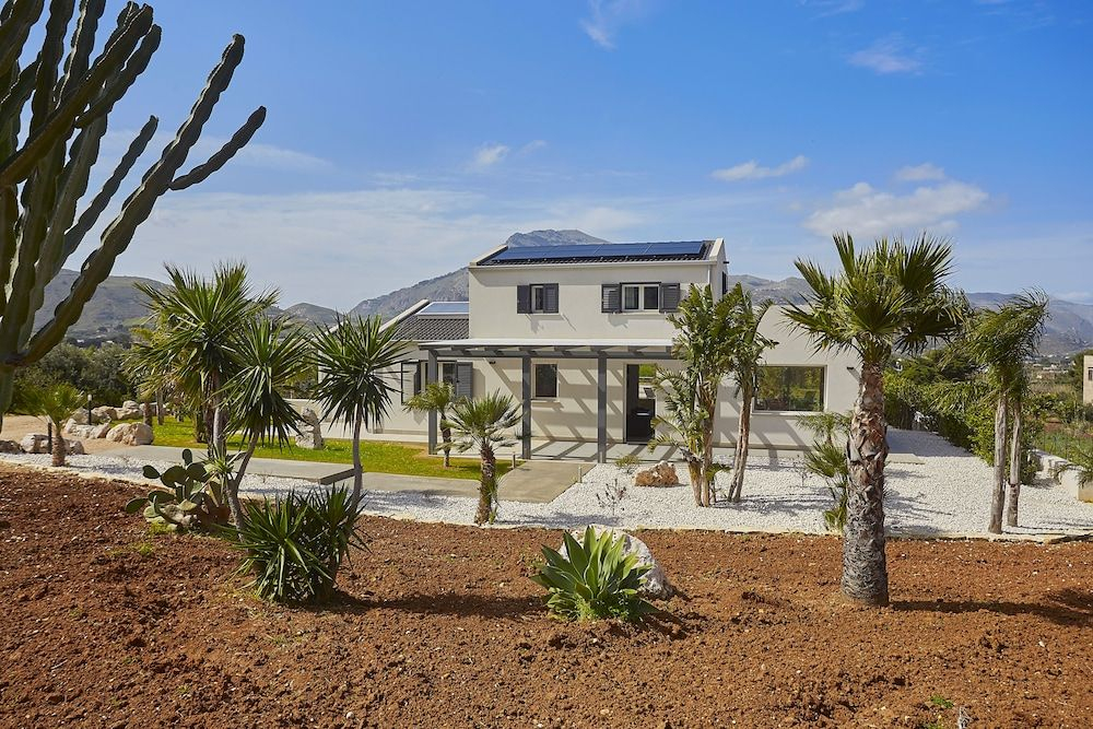 Villa Biancolilla