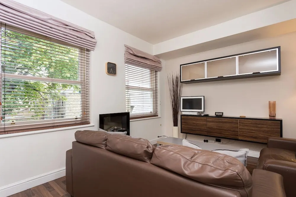 Bright & Spacious Studio in Notting Hill Gate