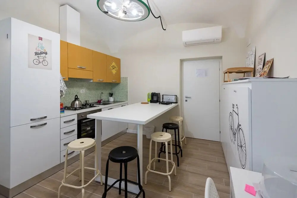 Bed&BikeRome ROOMS