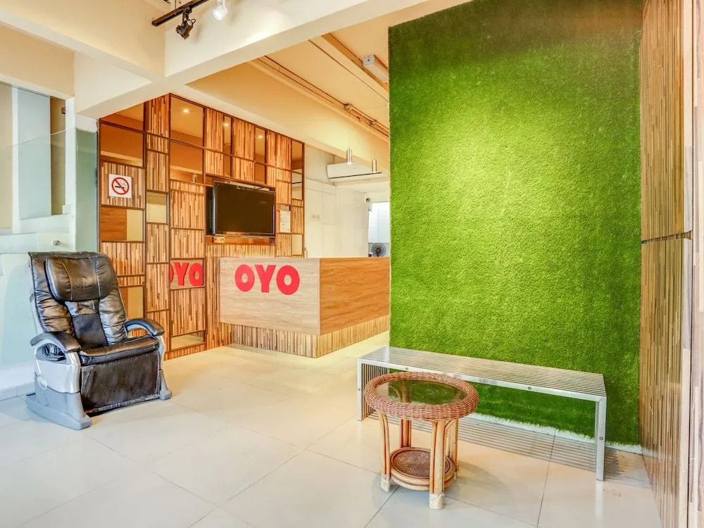 Oyo 89397 Winnieys Boutique Hotel