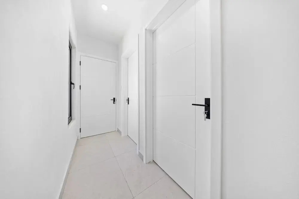 Brand NEW Villa Central Location Private Pool