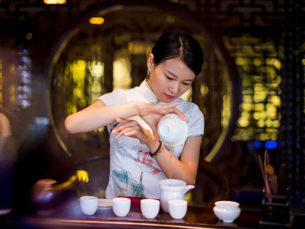 Grand Mercure Xiamen Downtown-Free Welcome Fruit & Metro Station