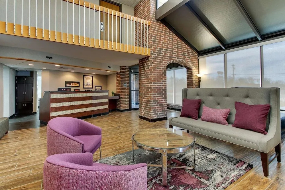 Drury Inn & Suites Poplar Bluff