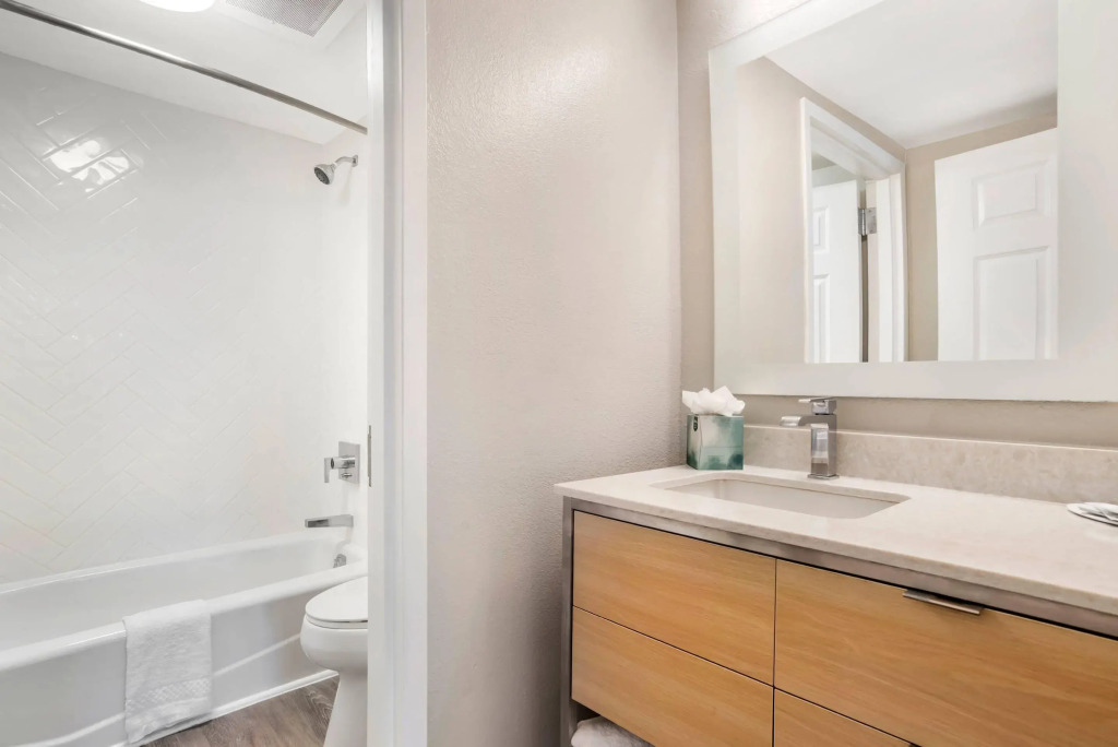 MainStay Suites