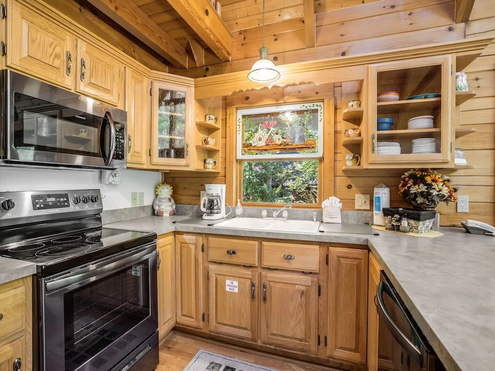 Amazing River Retreat by Jackson Mountain Rentals