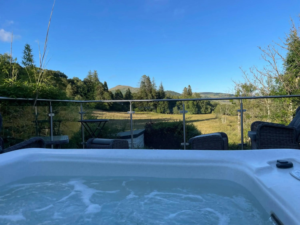 Fox Corner, Ambleside, Dog Friendly, hot tub