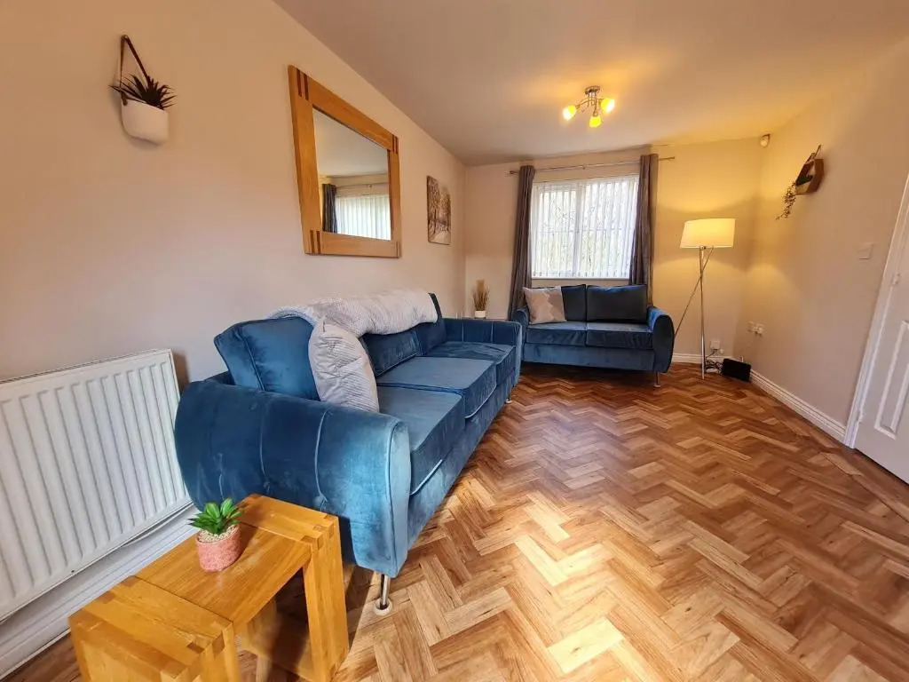 RARE FIND 3BR Detached with Garage Bike Park Wales & Brecon Beacons