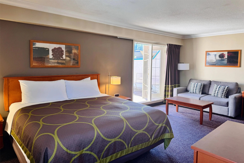 Super 8 by Wyndham Castlegar BC