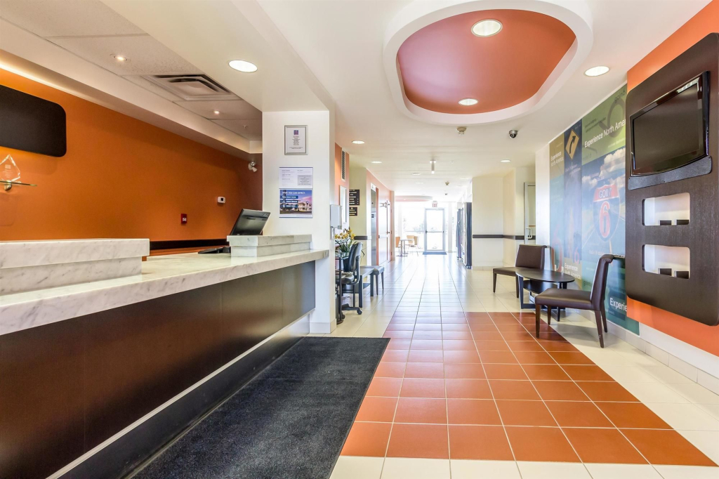 Motel 6-Kingston, ON