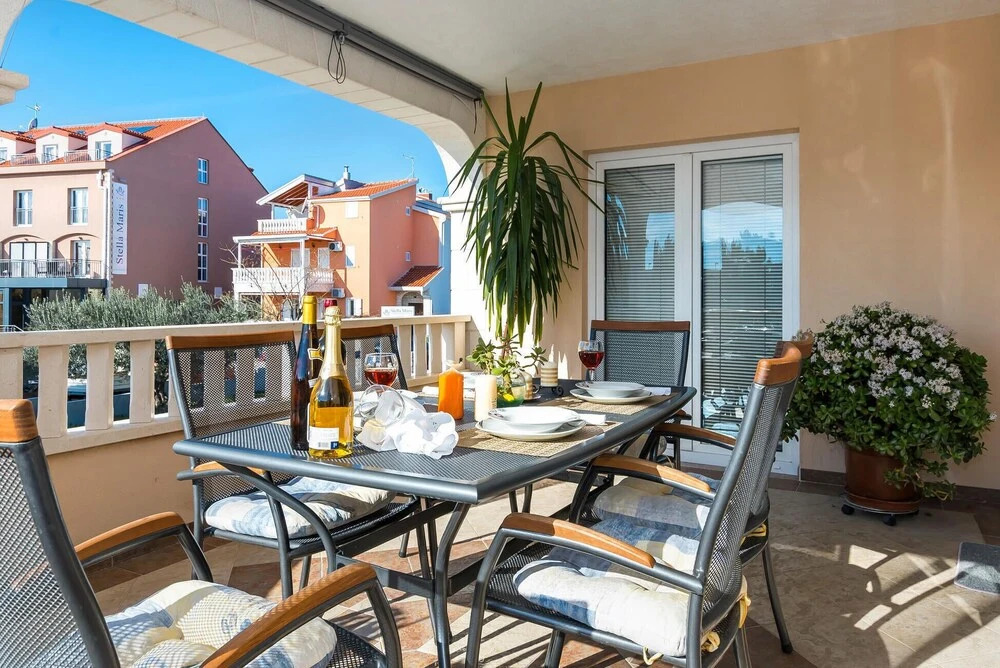 Amazing Home in Vodice With Wifi and 3 Bedrooms